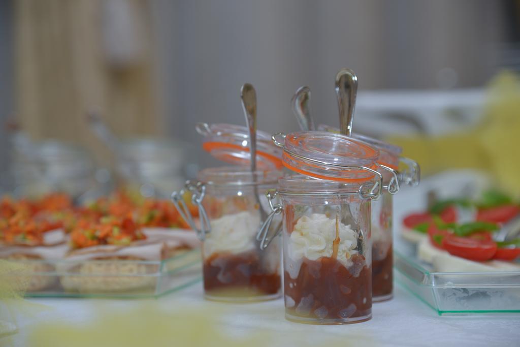 Borgo Dei Poeti Romantik Hotel Manerba del Garda Eksteriør billede