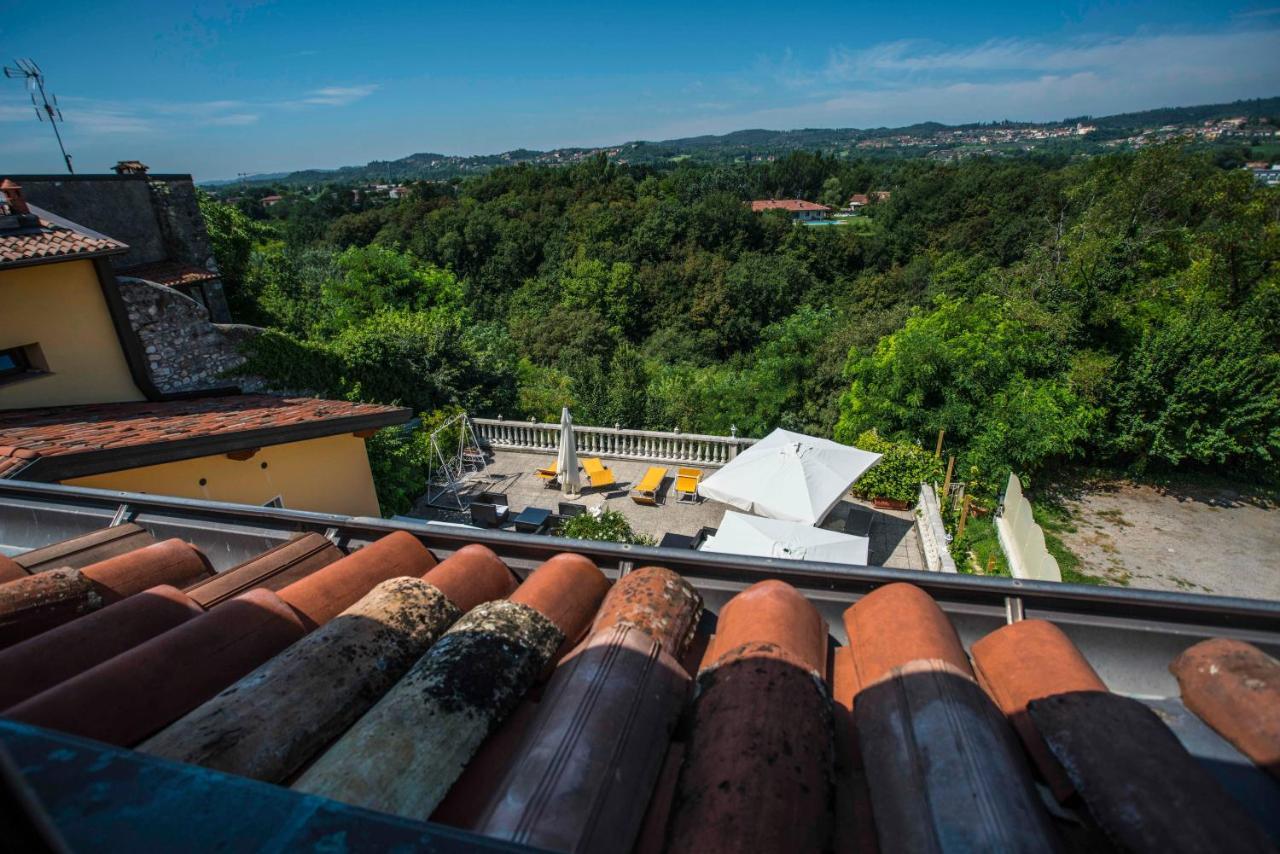 Borgo Dei Poeti Romantik Hotel Manerba del Garda Eksteriør billede