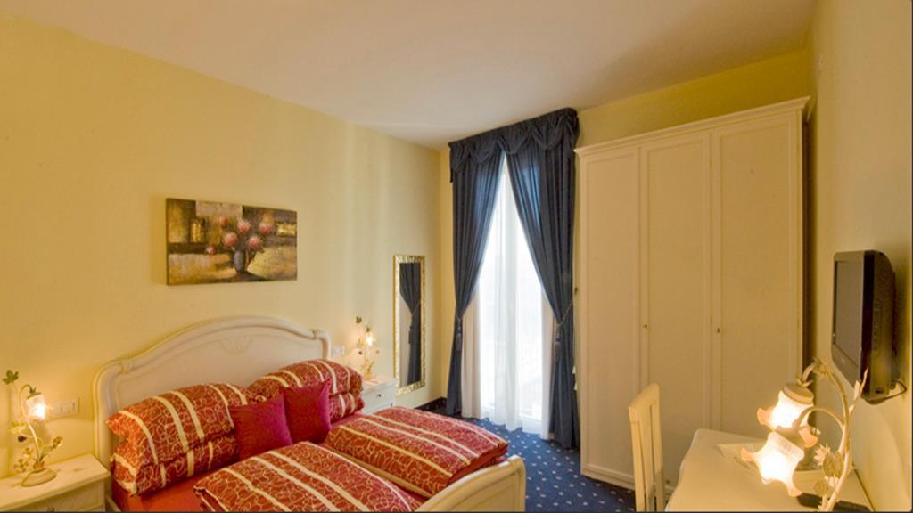 Borgo Dei Poeti Romantik Hotel Manerba del Garda Eksteriør billede